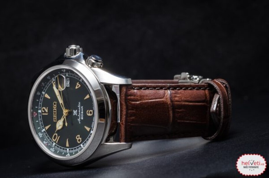 Seiko Alpinist SPB121J1 - main (2)