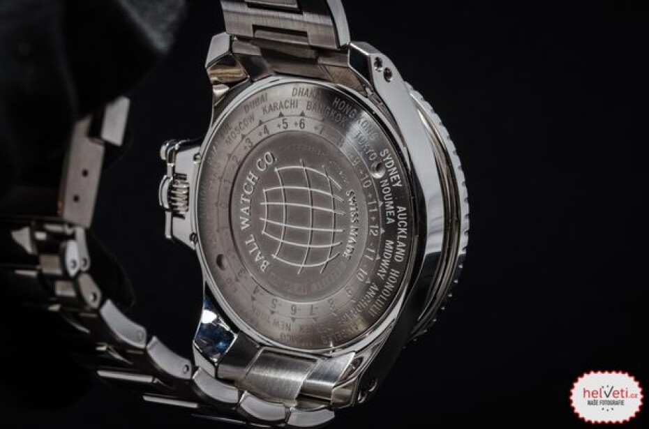 Ball Engineer Hydrocarbon AeroGMT II (42 mm) COSC DG2018C-S9C-BE - main (7)