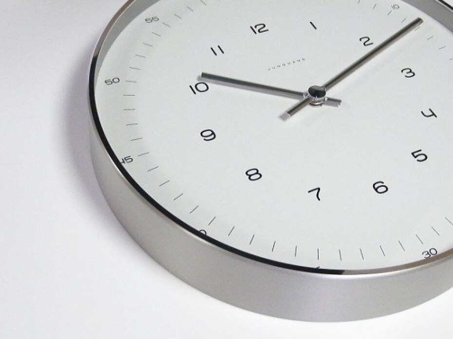 Junghans Max Bill Wanduhr Quartz 22 cm 367/6048.00 - main (4)