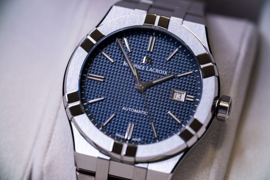 Maurice Lacroix Aikon Automatic AI6008-SS002-430-1 - main (18)