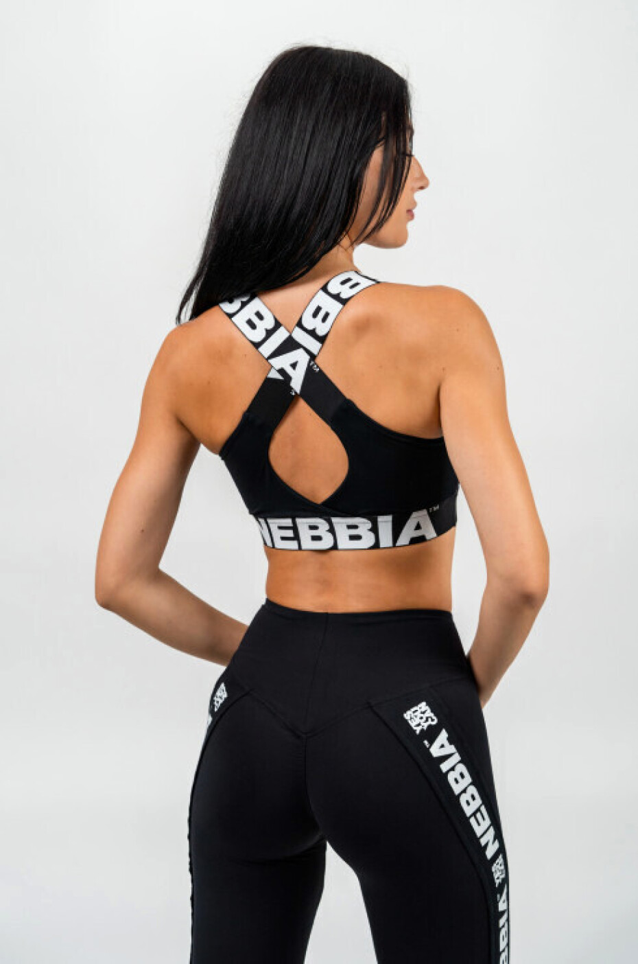 Dámská podprsenka Nebbia ICONIC Medium-Support Criss Cross Sports Bra black M - main (3)