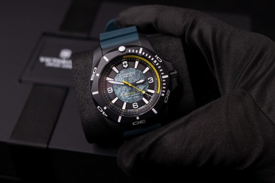 Victorinox I.N.O.X. Pro Diver Titanium 241957.1 - Limited Edition - main (37)