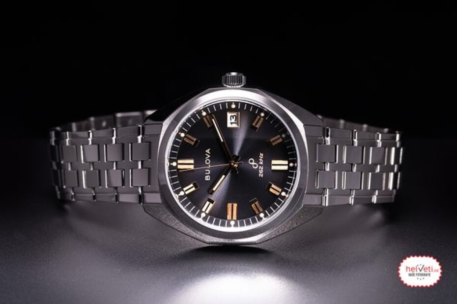 Bulova 96B415 Jet Star - main (1)
