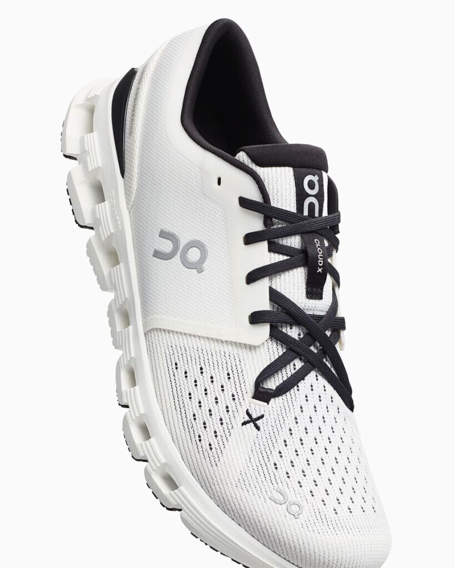 Dámská běžecká obuv On  Cloud X 4 Ivory/Black  EUR 40,5 - main (4)