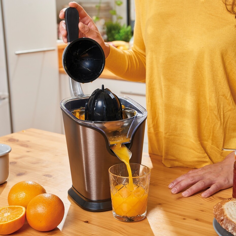 Black+Decker BXJE100E Lis na citrusy - main (8)