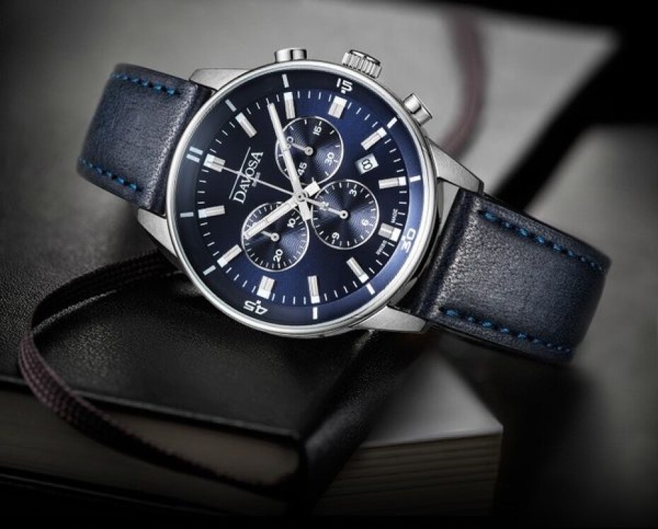 Davosa Vireo Chronograph 162.493.45 - main (3)