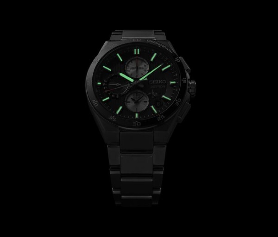 Seiko Astron Dual-Time Chronograph SSH151J1 - main (3)