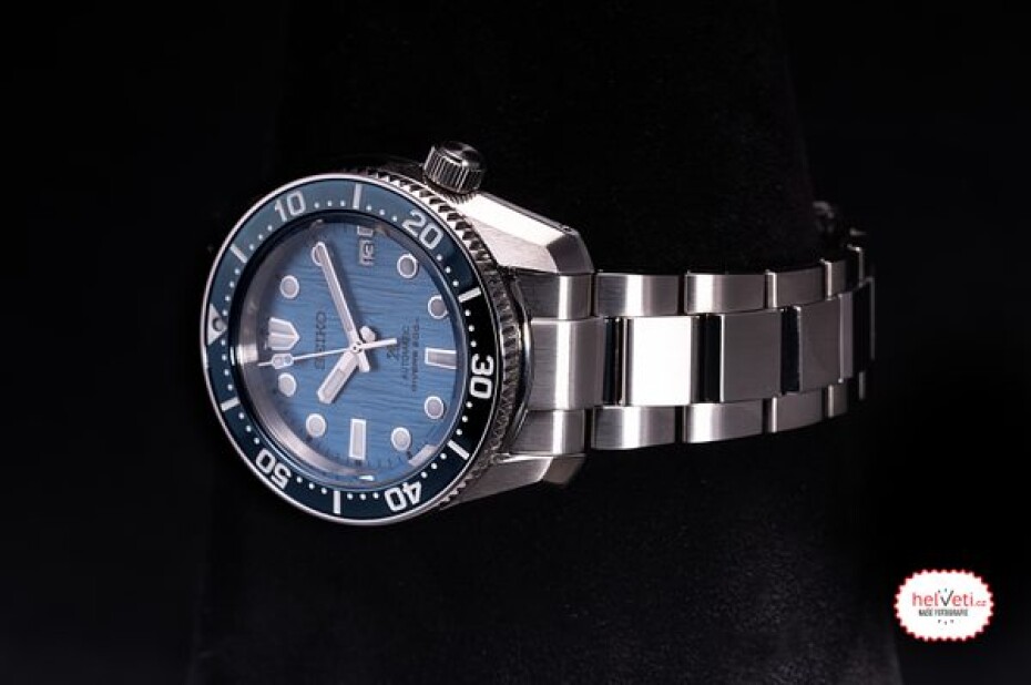 Seiko Prospex SPB299J1 Save the Ocean Special Edition - main (2)