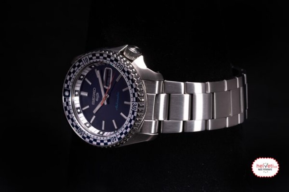 Seiko 5 SKX Sports Style SRPK65K1 Checker Flag Special Edition - main (3)