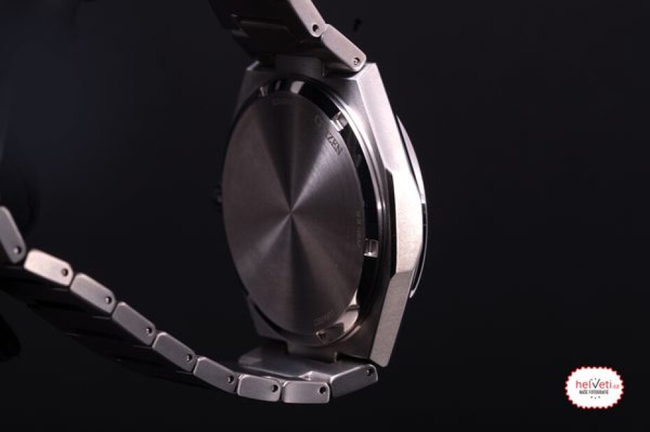 Citizen Eco-Drive Super Titanium AW0130-85LE - main (8)