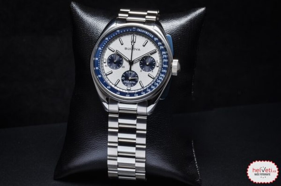 Bulova 98K112 Lunar Pilot Chronograph Watch - main (4)