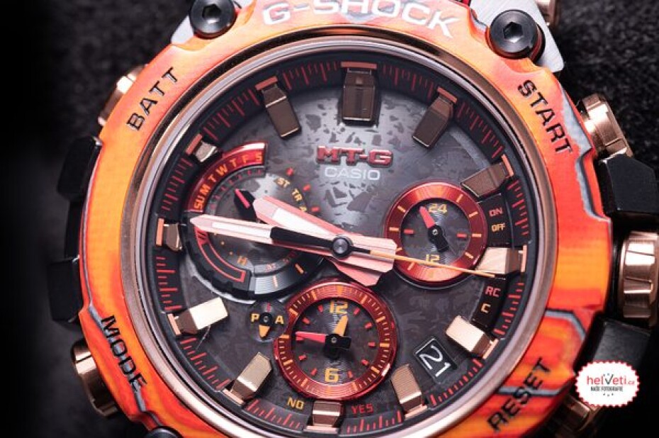 Casio MT-G MTG-B3000FR-1AER 40th Anniversary Flare Red - main (6)