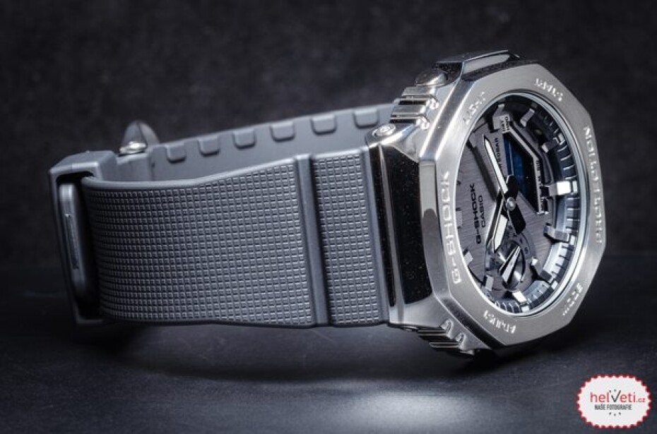 Casio G-Shock GM-2100-1AER - main (3)