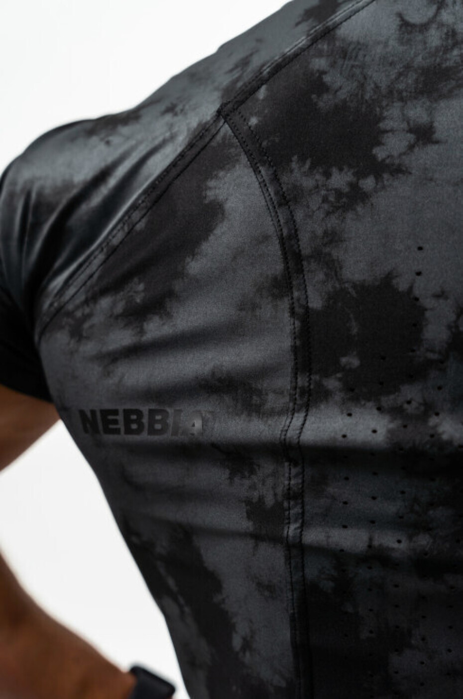 Nebbia Performance kompresní Camouflage tričko Function 340 černá - main (2)