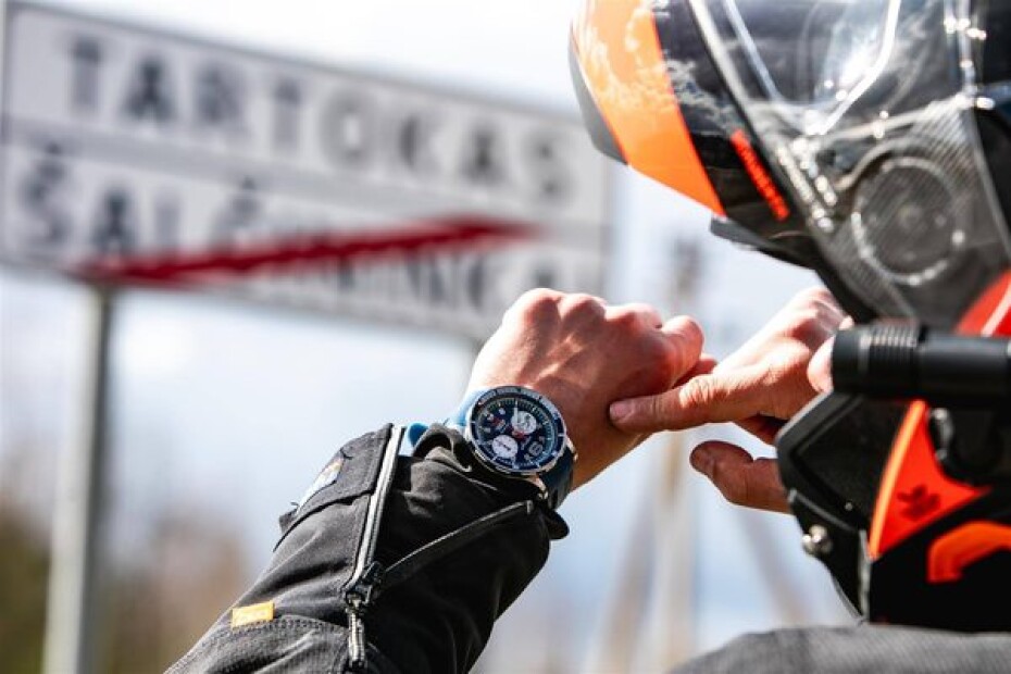 Vostok Europe Anchar Submarine Chrono Line 6S21-510A583 - Modrý silikonový řemínek - main (13)