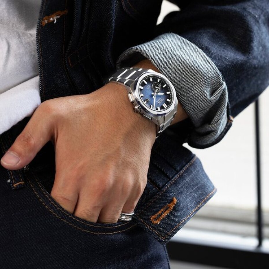 Seiko Astron SSJ023J1 Earth - main (4)