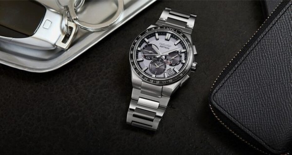 Seiko Astron SSH107J1 - main (11)