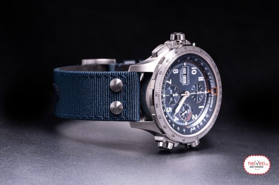 Hamilton Khaki Aviation X-Wind Auto Chrono H77906940 - main (2)