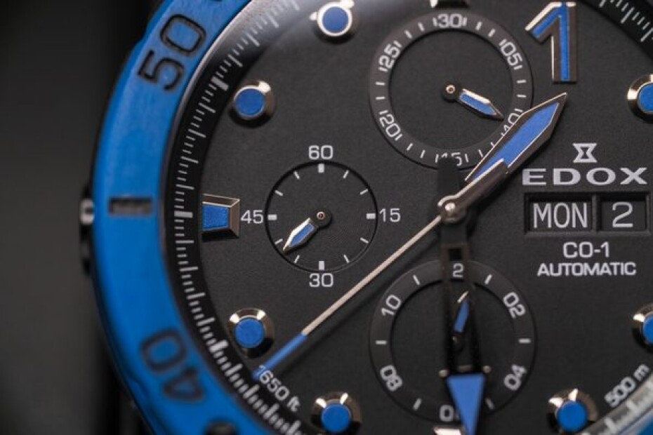 EDOX CO-1 Carbon Chronograph Automatic 01125-CLNBUN-NINBU - main (16)