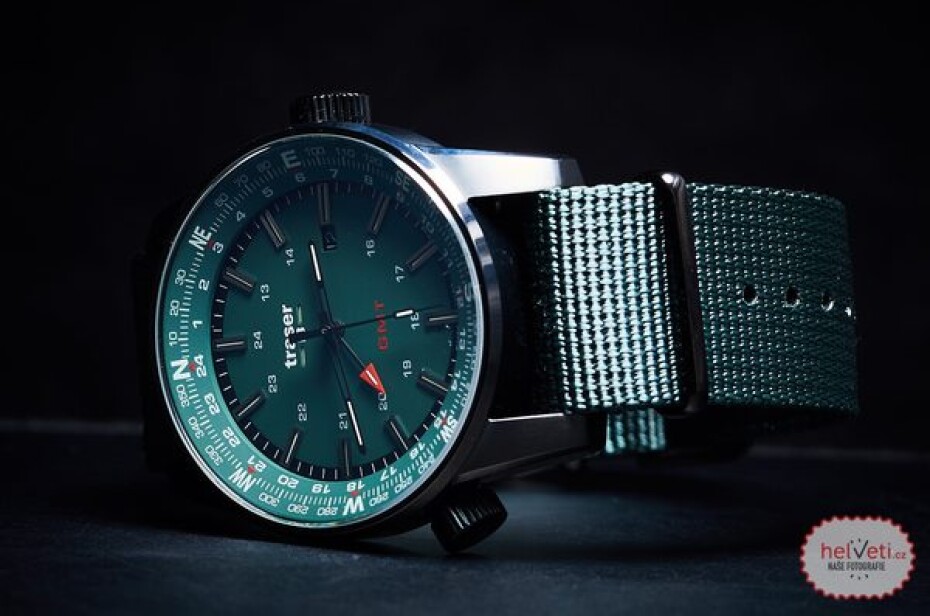 Traser P68 Pathfinder GMT Green Nato - main (4)