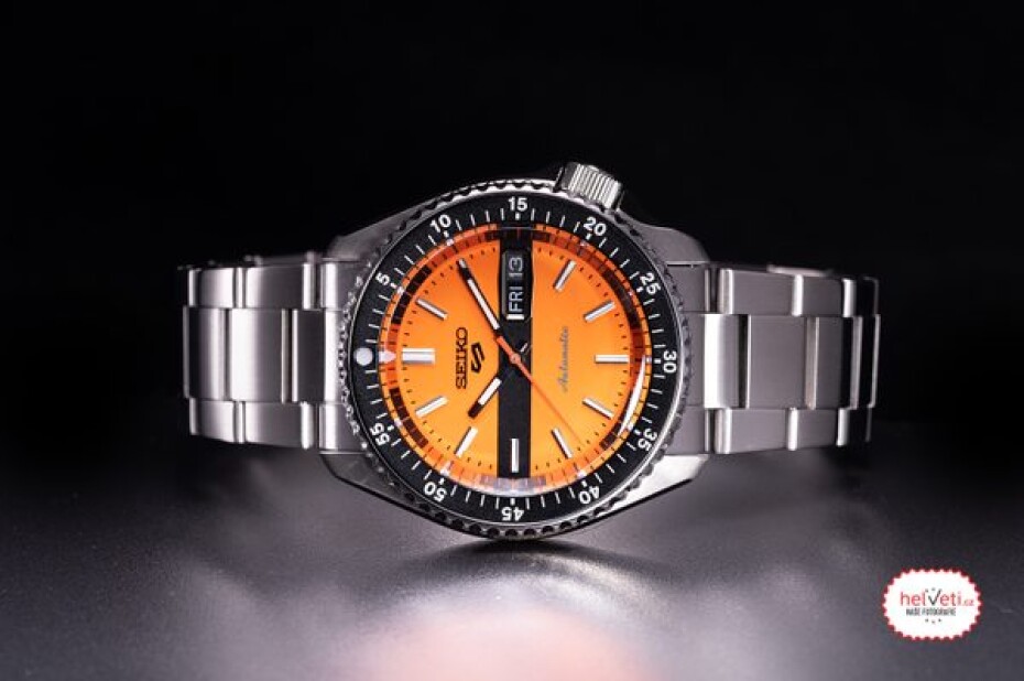 Seiko 5 SKX Sports Style SRPK11K1 55th Anniversary Retro Colour Collection - main (1)