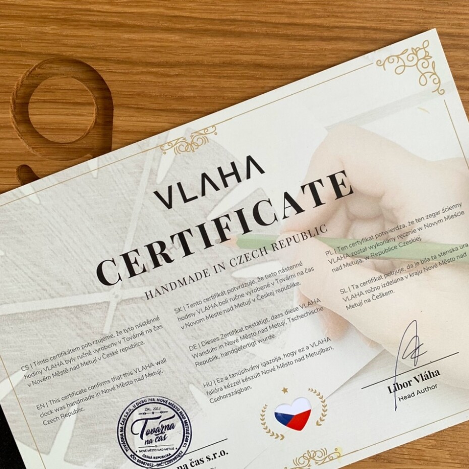 Vlaha VCT1132 dubové hodiny pr. 45 cm, černá - main (4)
