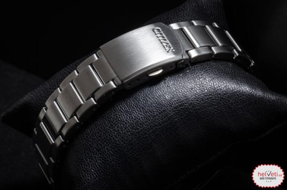 Citizen Eco-Drive Sports AW1760-81E - main (8)