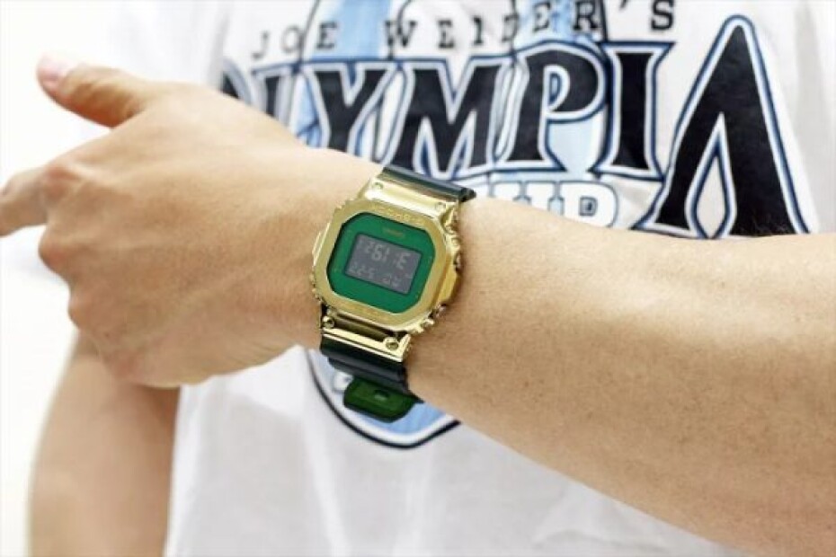 Casio G-Shock GM-5600CL-3ER Emerald Gold - main (16)