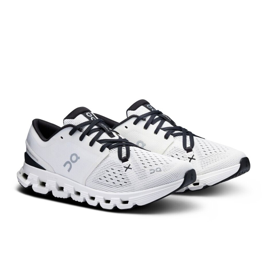 Dámská běžecká obuv On  Cloud X 4 Ivory/Black  EUR 40,5 - main (3)