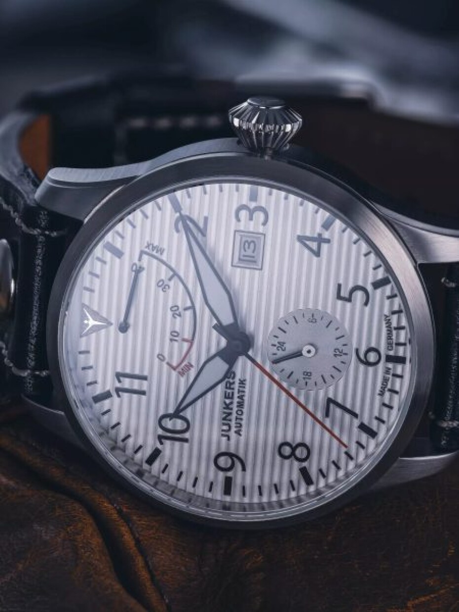 Junkers Flieger Powerreserve 964.01.03 - main (3)