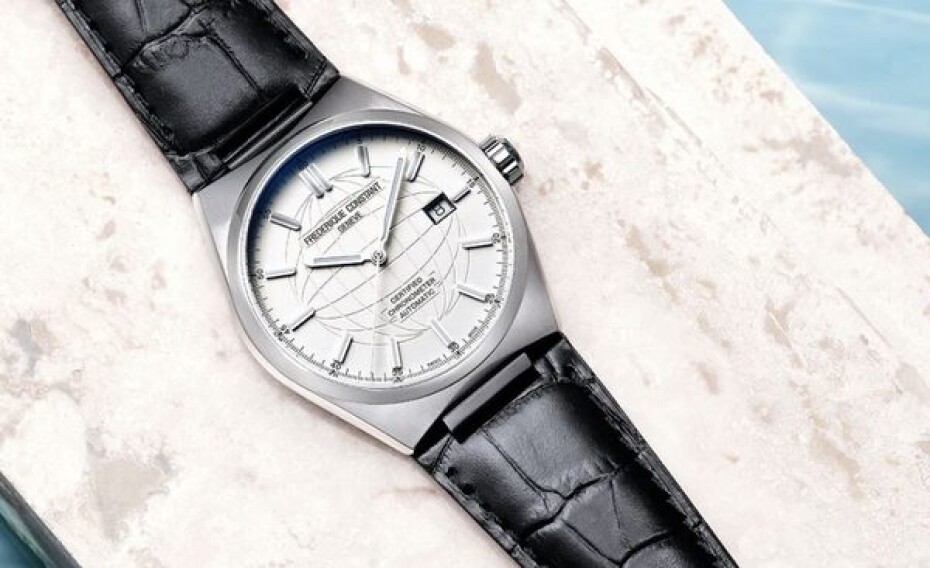 Frederique Constant Highlife Gents Automatic COSC FC-303S4NH6 - main (6)