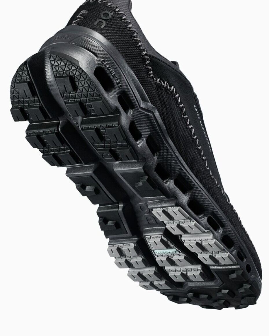 Dámská běžecká obuv On Cloudaway 2 Black/Eclipse  EUR 37 - main (2)