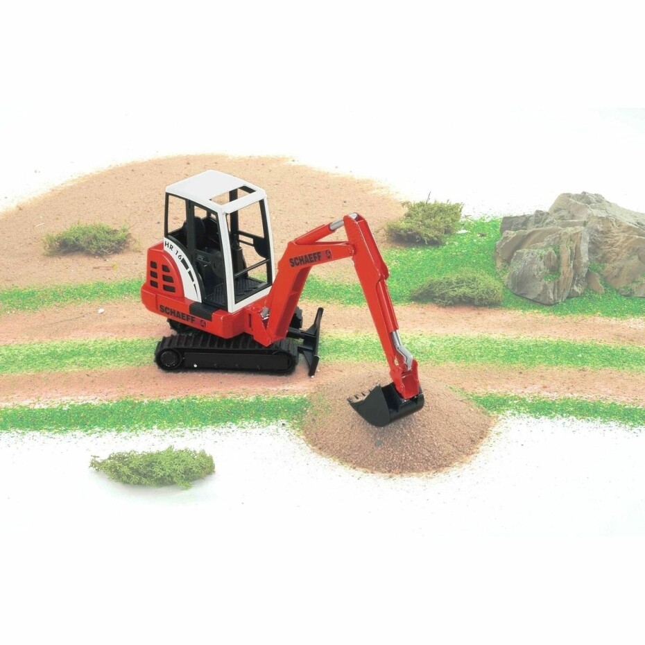 Bruder 2432 mini bagr SCHAEFF HR16, 1:16 - main (1)