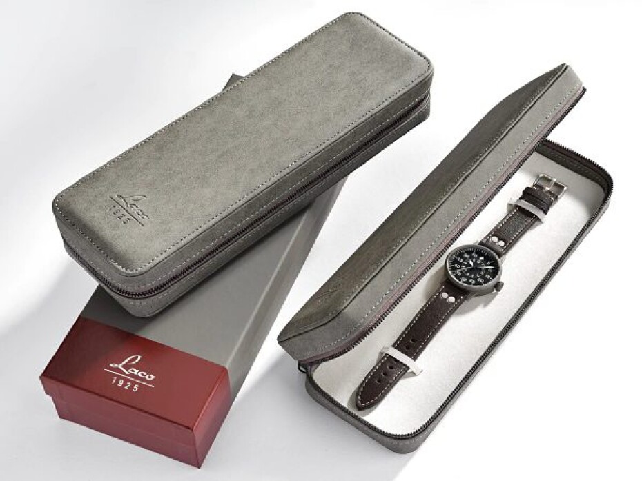 Laco Flieger Stuttgart Pro Blau 43 Handwinding - main (10)