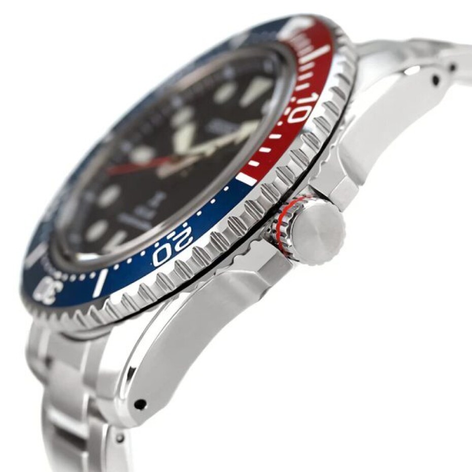 Seiko Prospex Solar SNE591P1 - main (3)