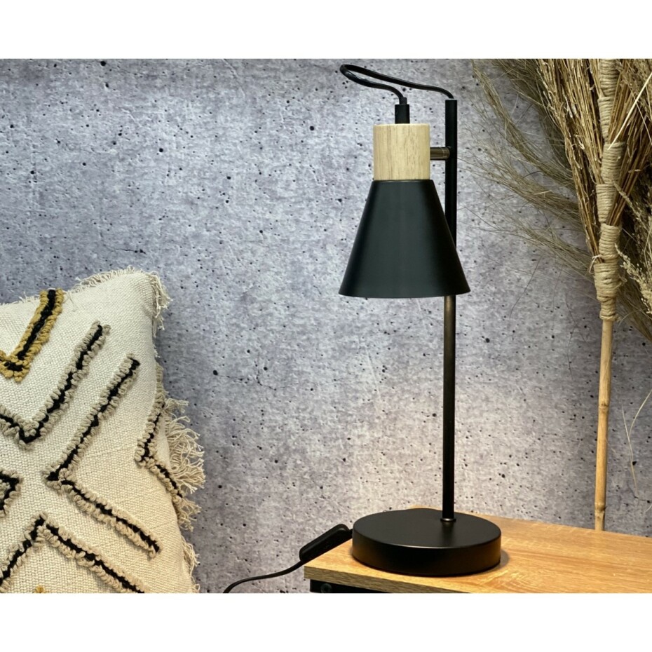 Kovová stolní lampa s dřevěným podstavcem Solano černá, 14 x 47 cm - main (1)