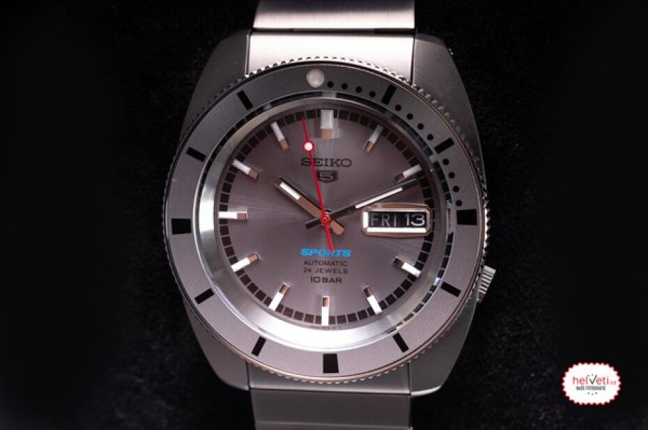 Seiko 5 Sports SRPL03K1 Heritage Design Re-creation Limited Edition - main (5)