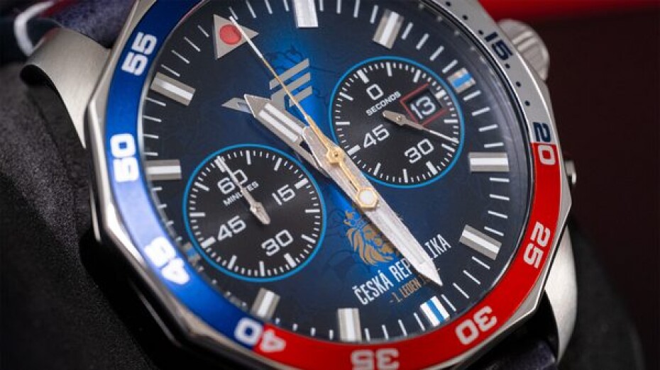 Vostok Europe Limitovaná edice Česká republika 6S21-225A481 - main (15)