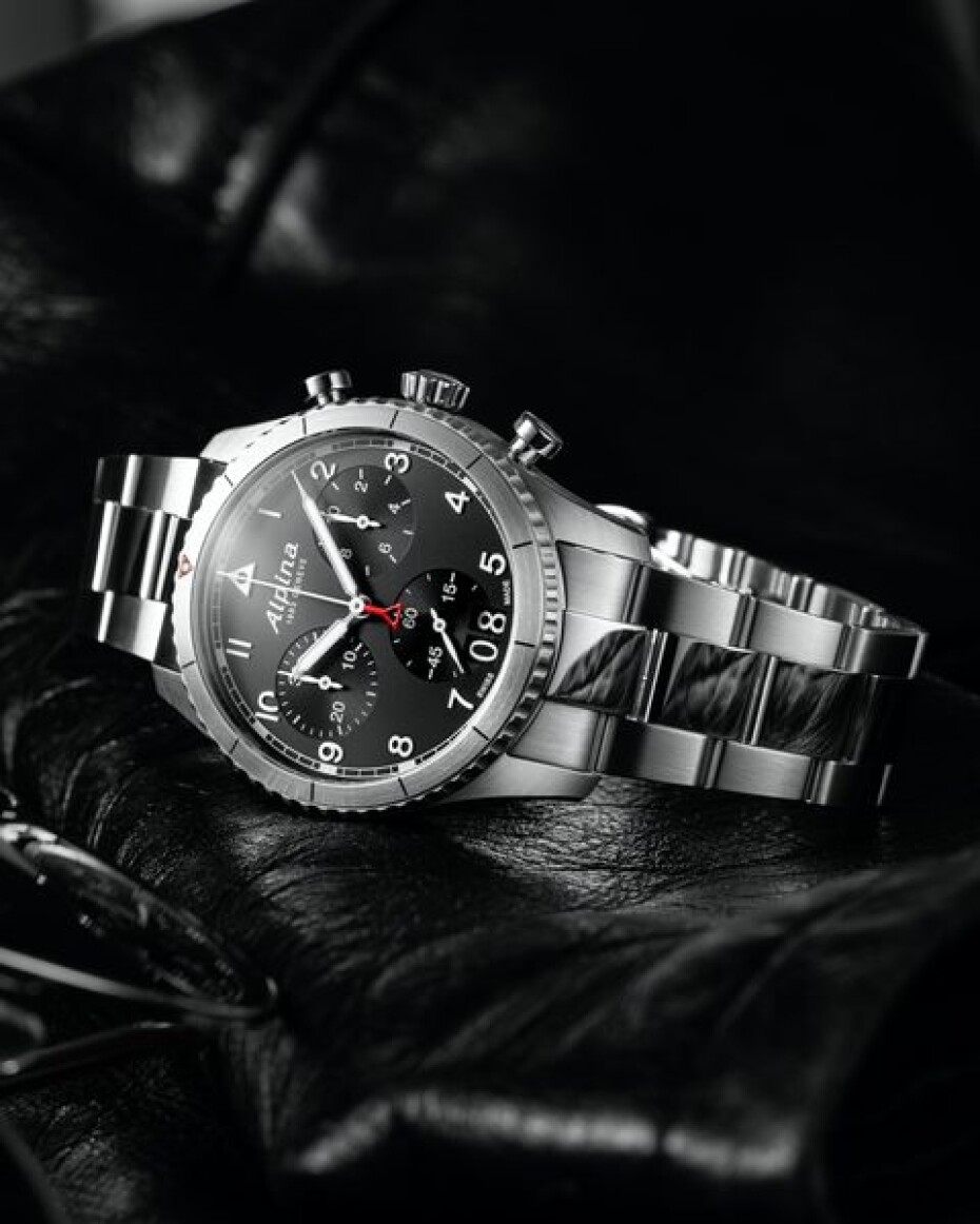 Alpina Startimer Pilot Quartz Chronograph Big Date AL-372BW4S26B - main (16)