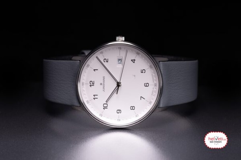 Junghans Form Quartz 41/4885.00 - main (1)