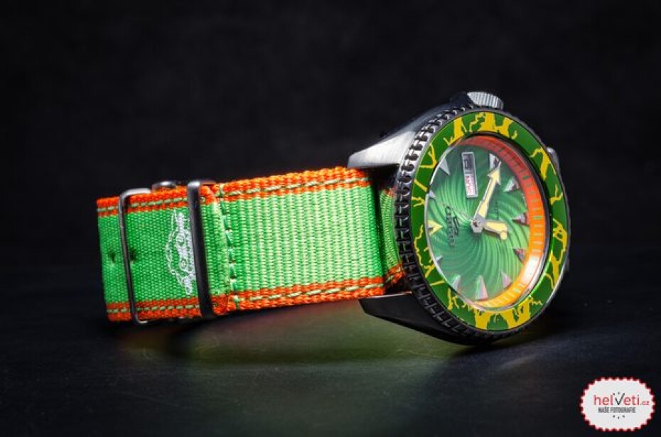 Seiko 5 Sports SRPF23K1 BLANKA Street Fighter Limited Edition - main (7)
