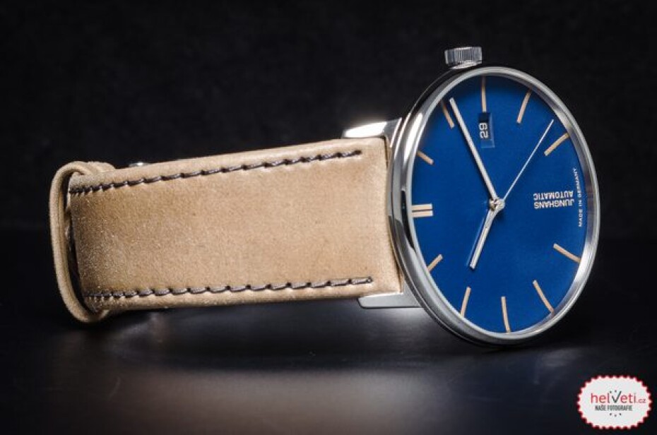 Junghans Form A 27/4239.00 - main (3)