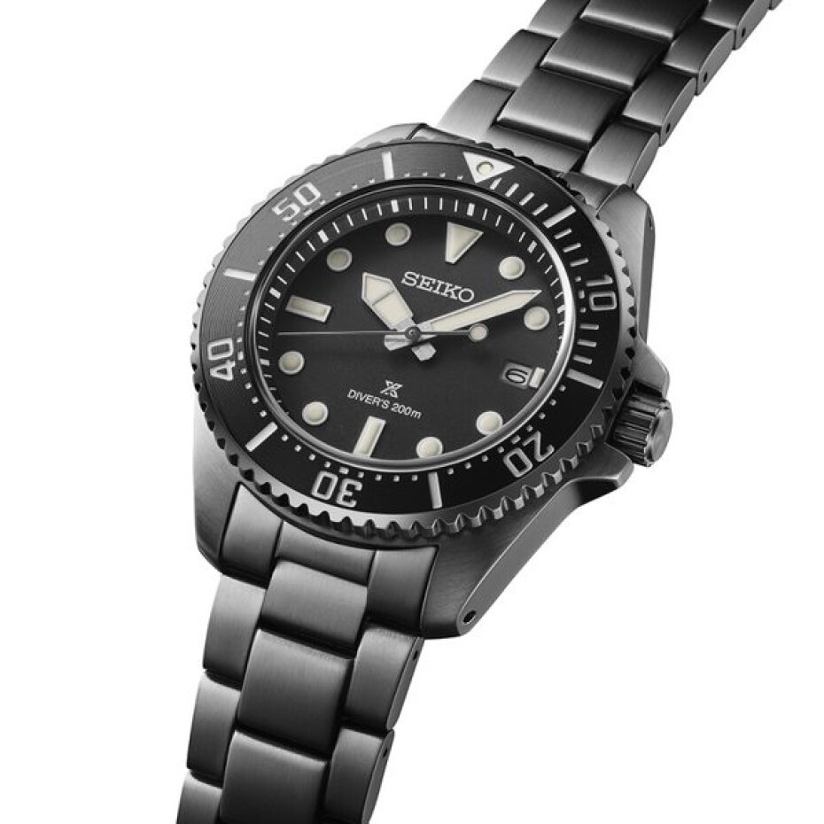 Seiko Prospex Solar SNE599P1 - main (1)