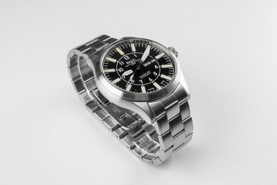 Ball Engineer Master II Aviator NM1080C-S13-BK - main (4)