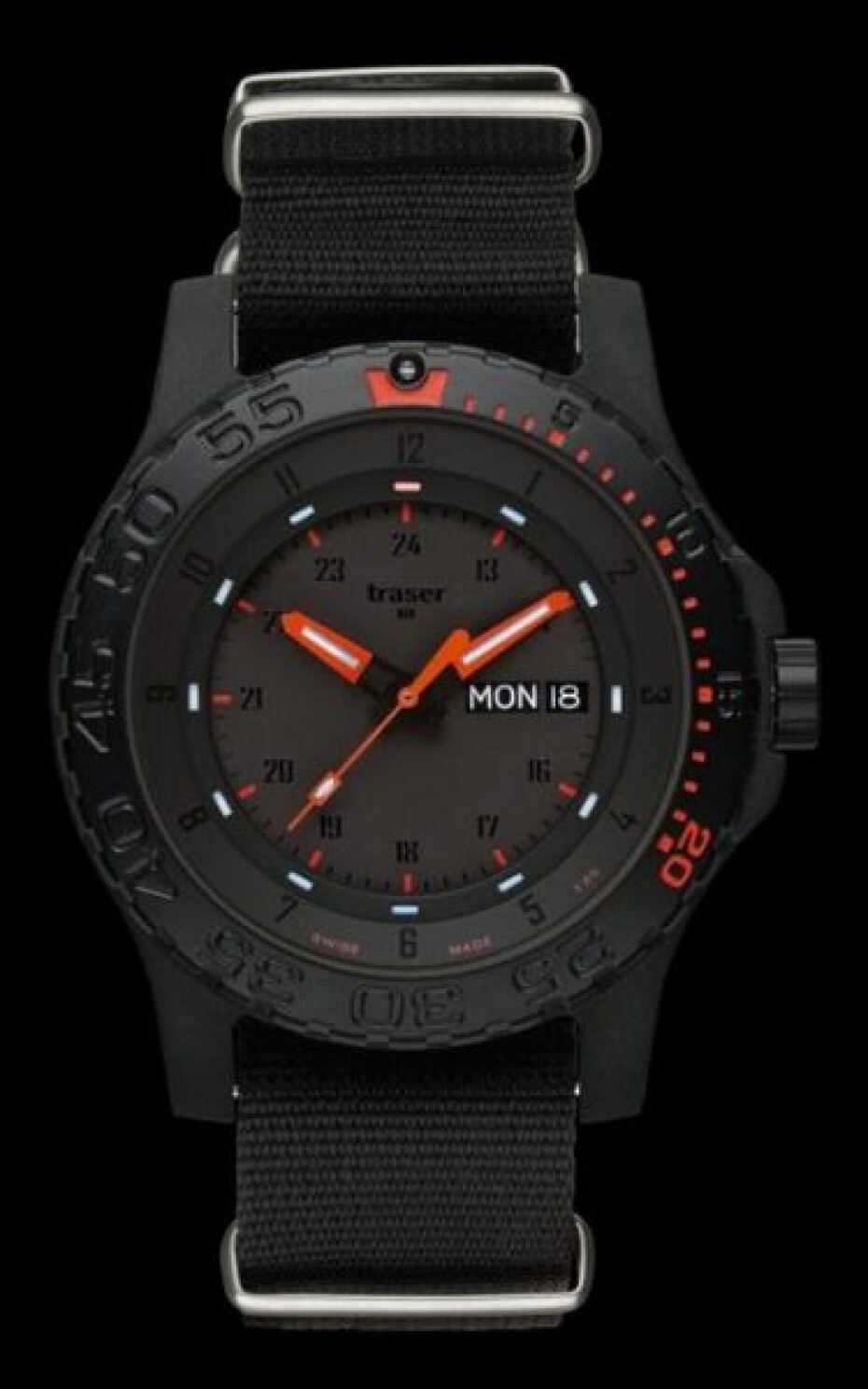 Traser P6600 Red Combat nato - main (1)