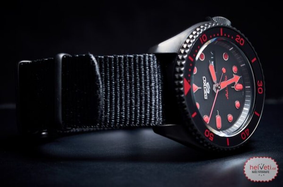 Seiko 5 Sports SRPD83K1 - main (6)