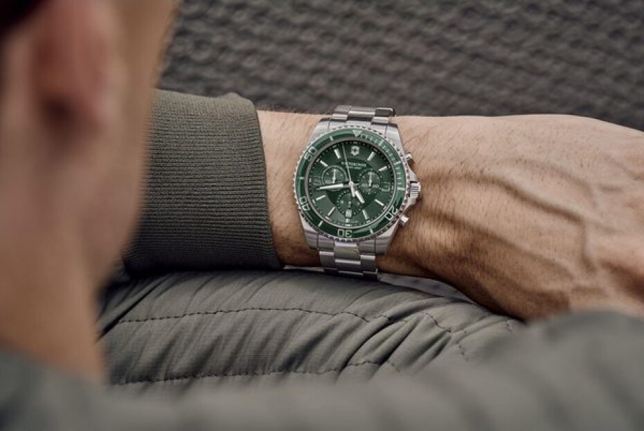 Victorinox Maverick Chronograph 241946 - main (4)