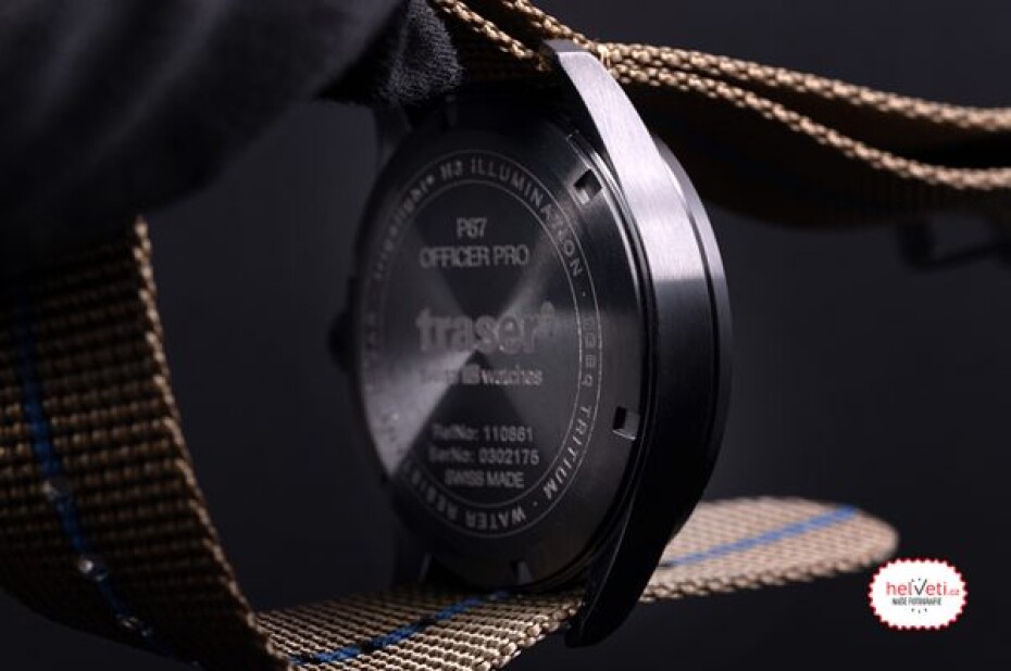Traser P67 Officer Pro Khaki Nato s pruhem - main (8)