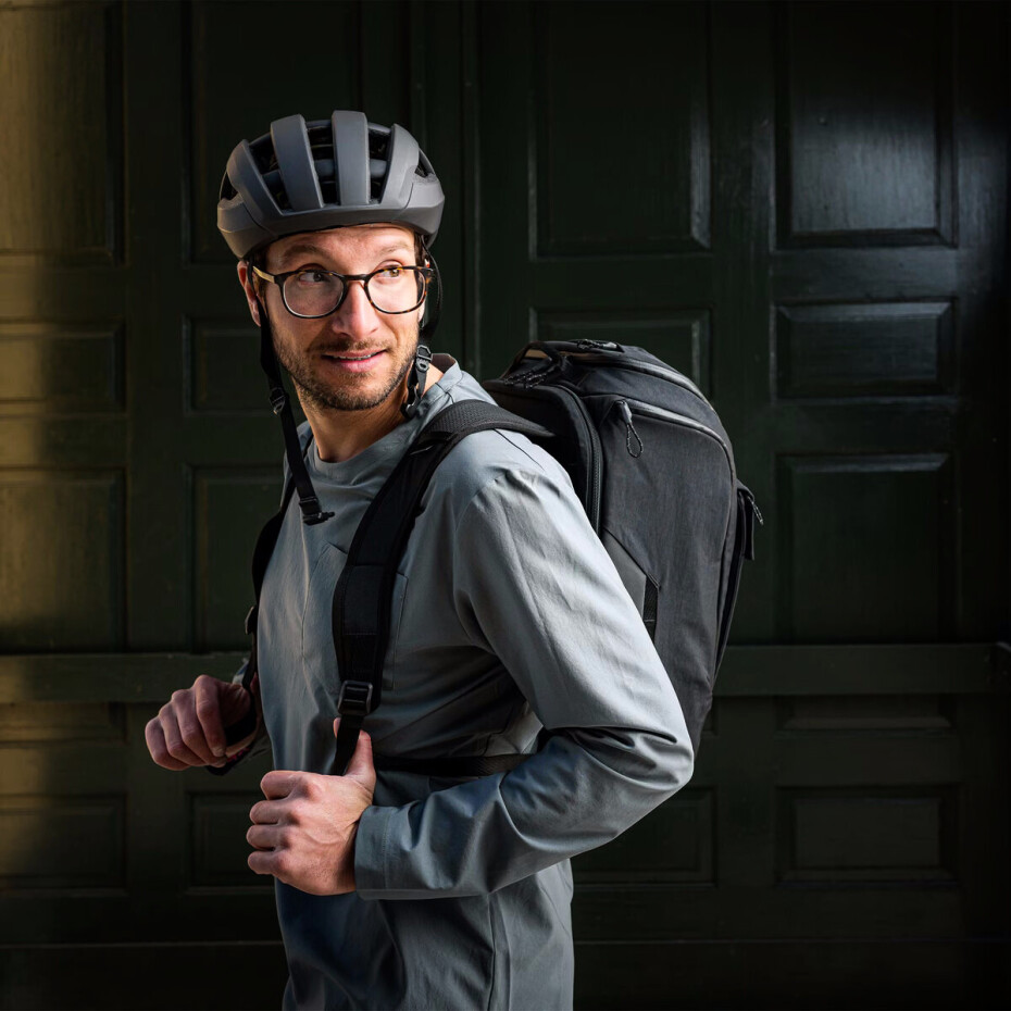 Batoh Thule Paramount Hybrid Pannier 26L - Soft Green - main (4)