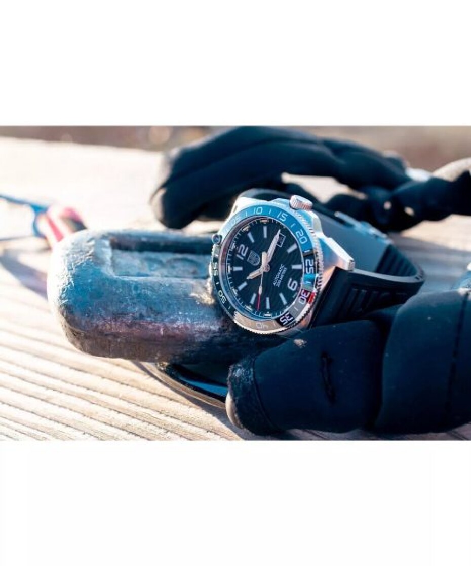 Luminox Pacific Diver Automatic 3100 Series XS.3101 - main (14)